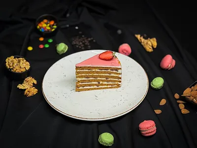 Медовый с малином Мороженым кремом