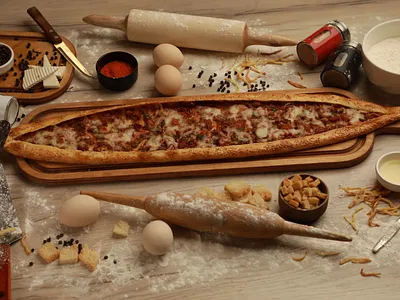 Турецкий пиде с фаршем и сыром